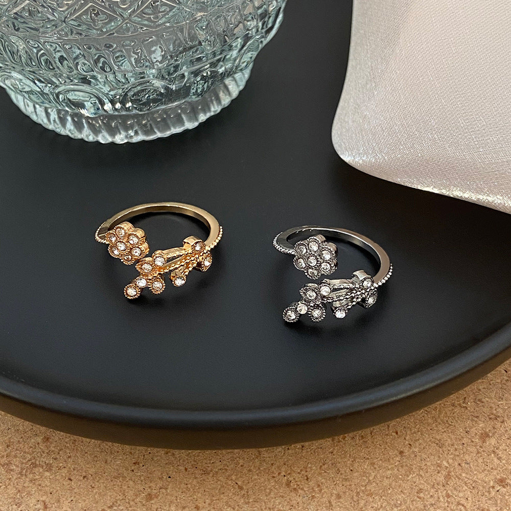 Diamond Flower Leaves Ring