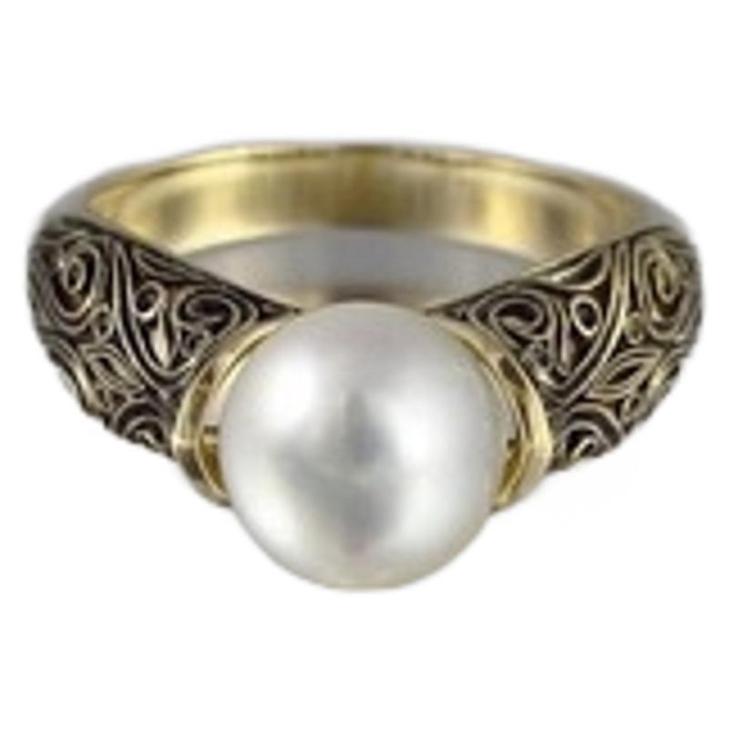 Elegant Gold Pearl Ring