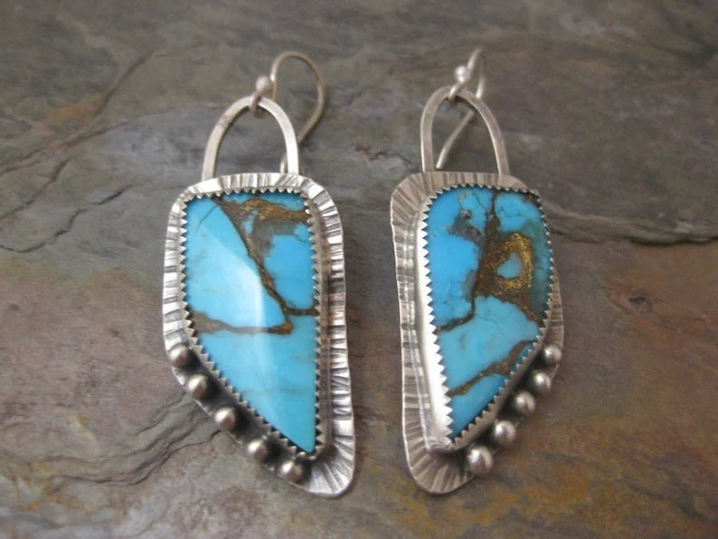 Vintage Snake Design Earrings