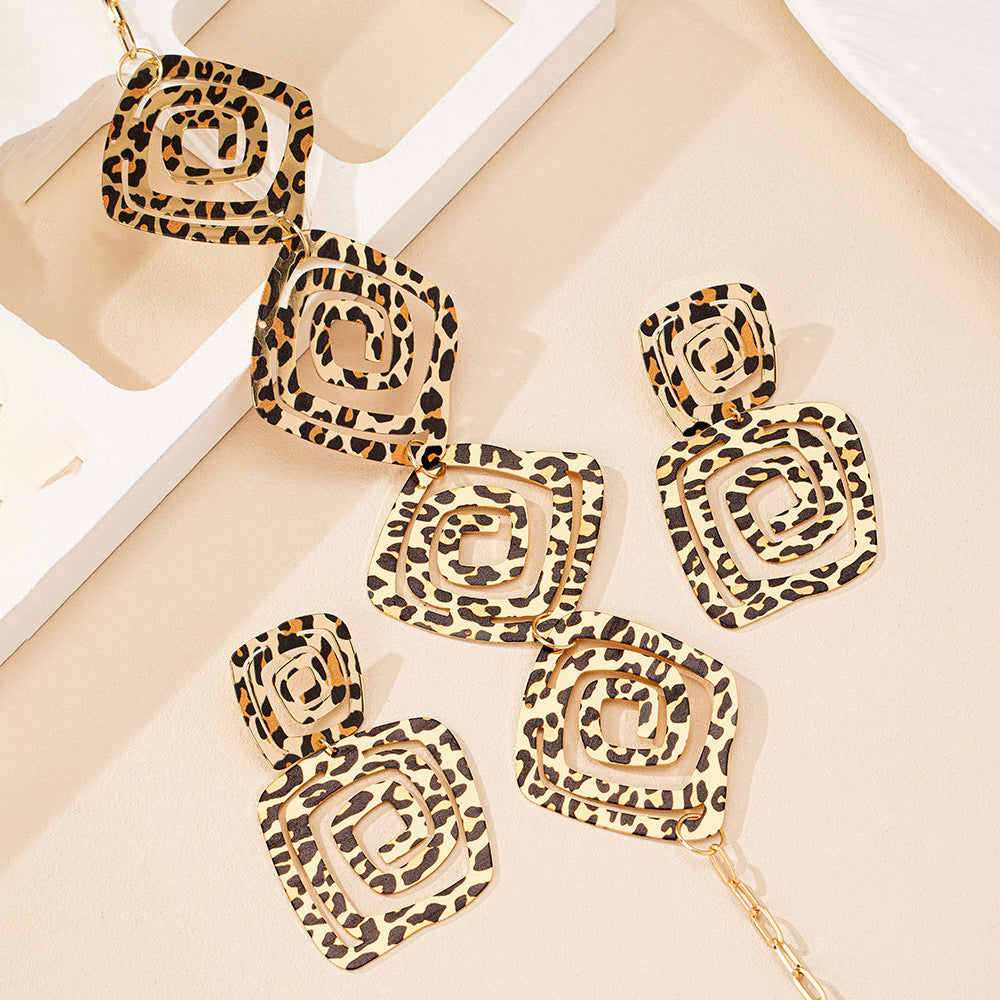 Leopard Print Stud Earrings Set