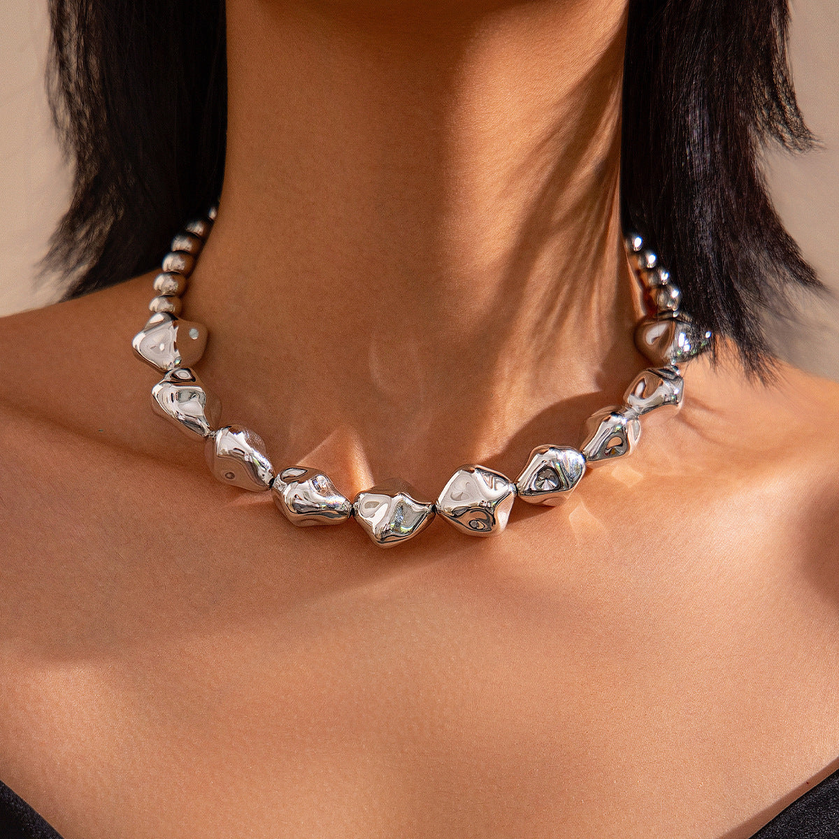 Retro Irregular Beaded Necklace