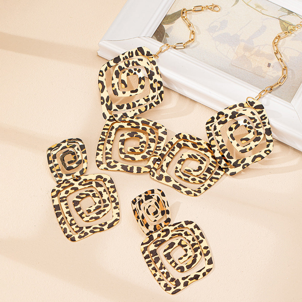 Leopard Print Stud Earrings Set