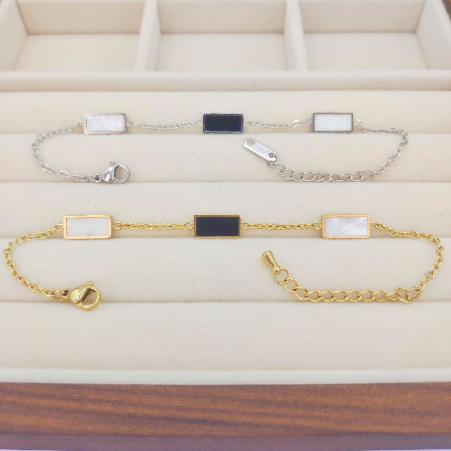 Geometric Zircon Bracelet Elegance