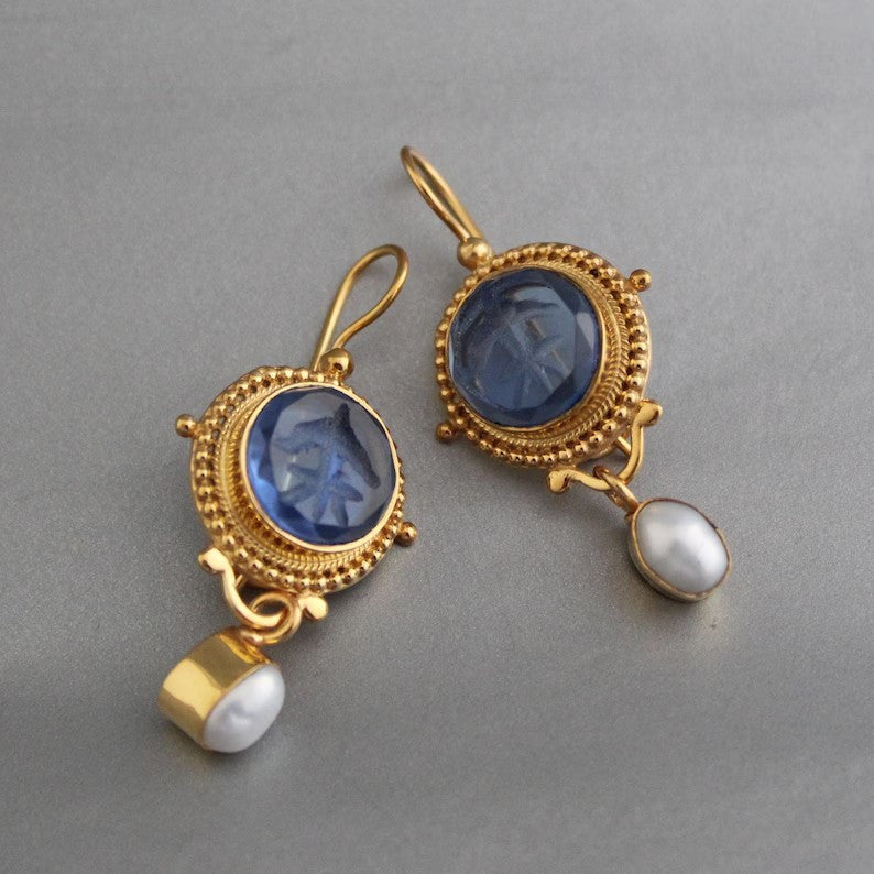 Elegant Snake Design Earrings