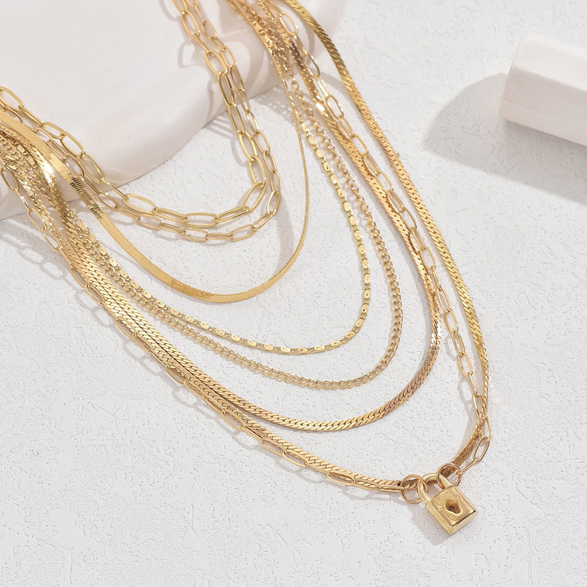 Elegant Layered Alloy Necklace