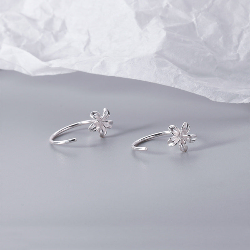 Elegant Flower Stud Earrings