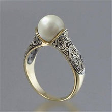 Elegant Gold Pearl Ring