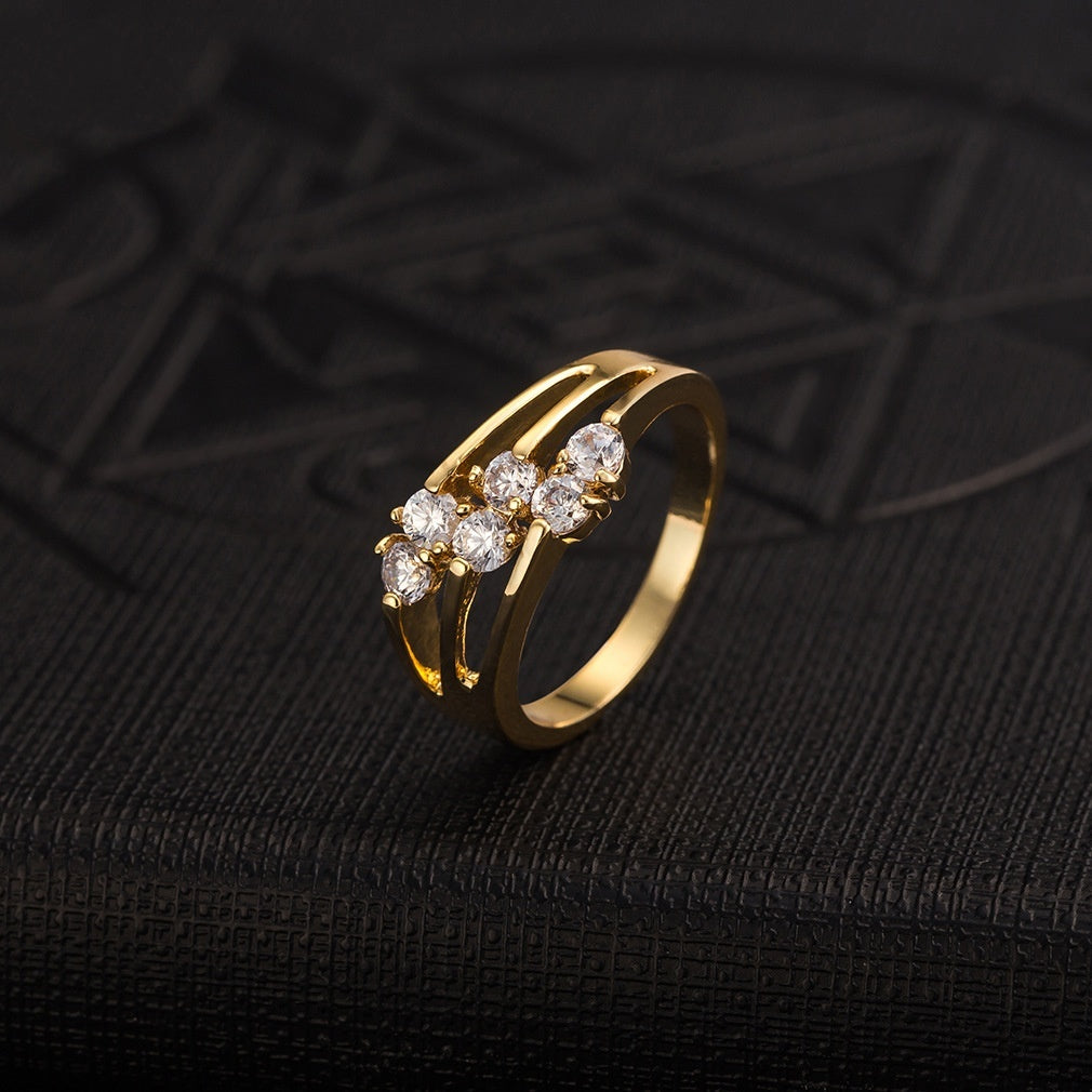 Elegant Six Zircon Ring
