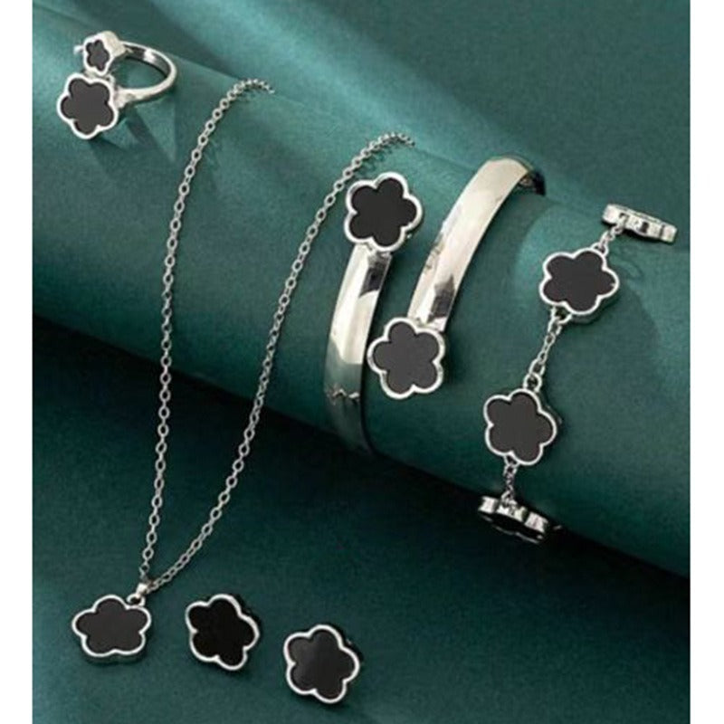 Five-Leaf Flower Jewelry Set