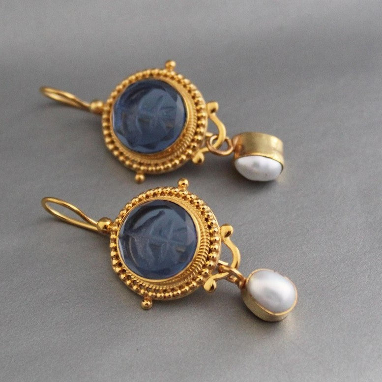 Elegant Snake Design Earrings