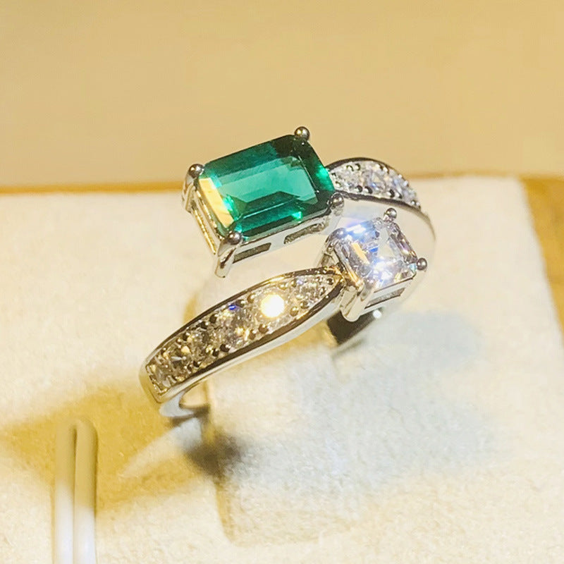 Retro Fashion Women's Ring