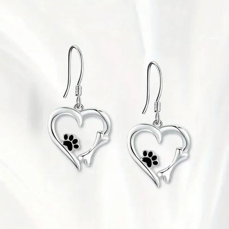 Elegant Silver Bear Claw Earrings