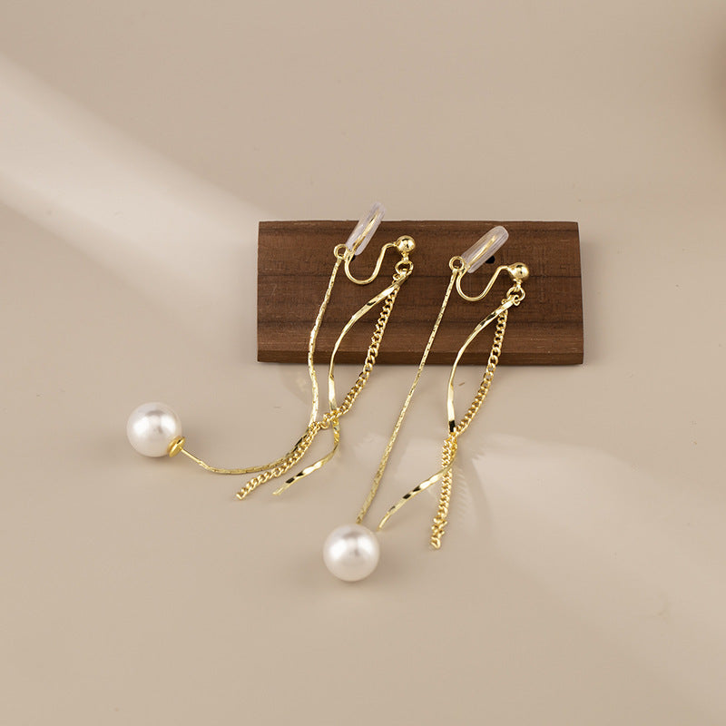 Elegant Pearl Tassel Ear Clips