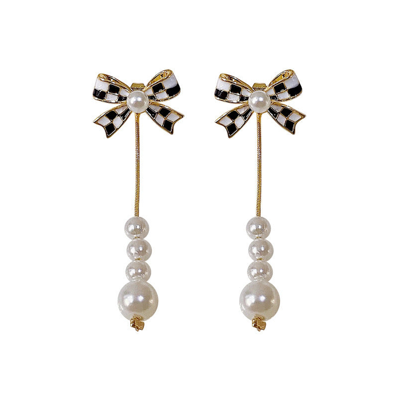 Elegant Pearl Bow Earrings