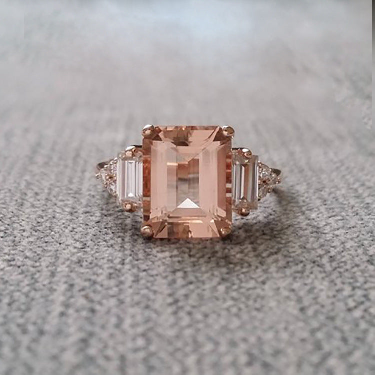 Exquisite Diamond Fashion Ring