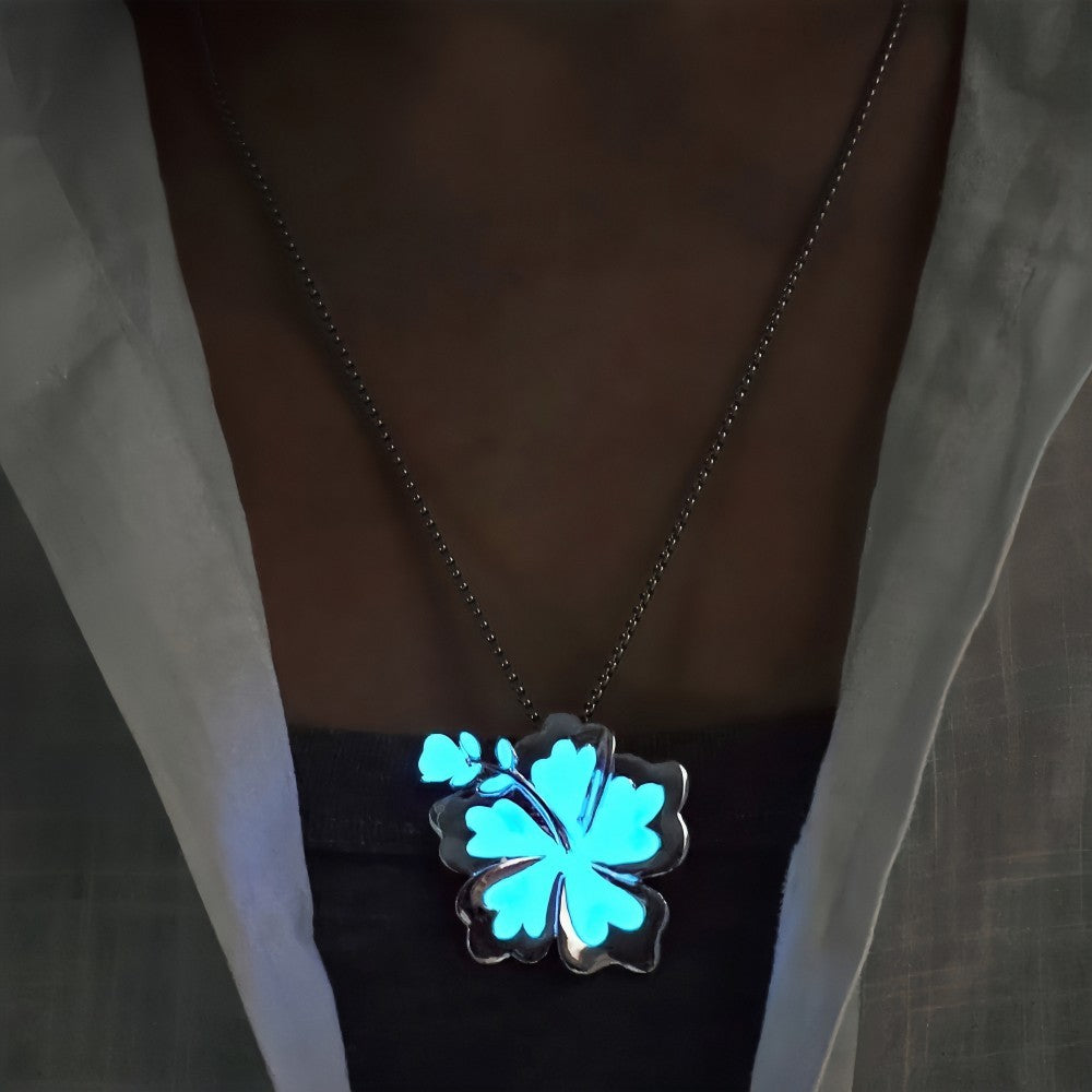 Luminous Flower Silver Necklace