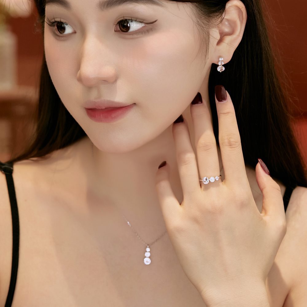 Sterling Silver Zircon Jewelry Set