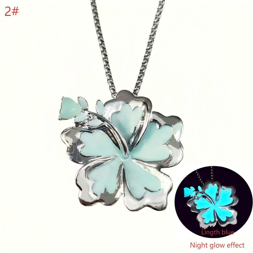 Luminous Flower Silver Necklace