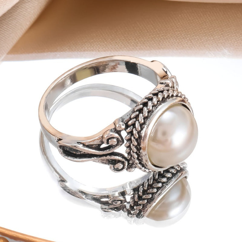 Vintage Silver Pearl Ring