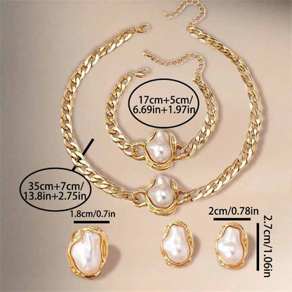 Elegant Vintage Pearl Necklace