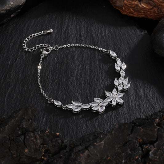 Elegant Floral Bracelet for Women