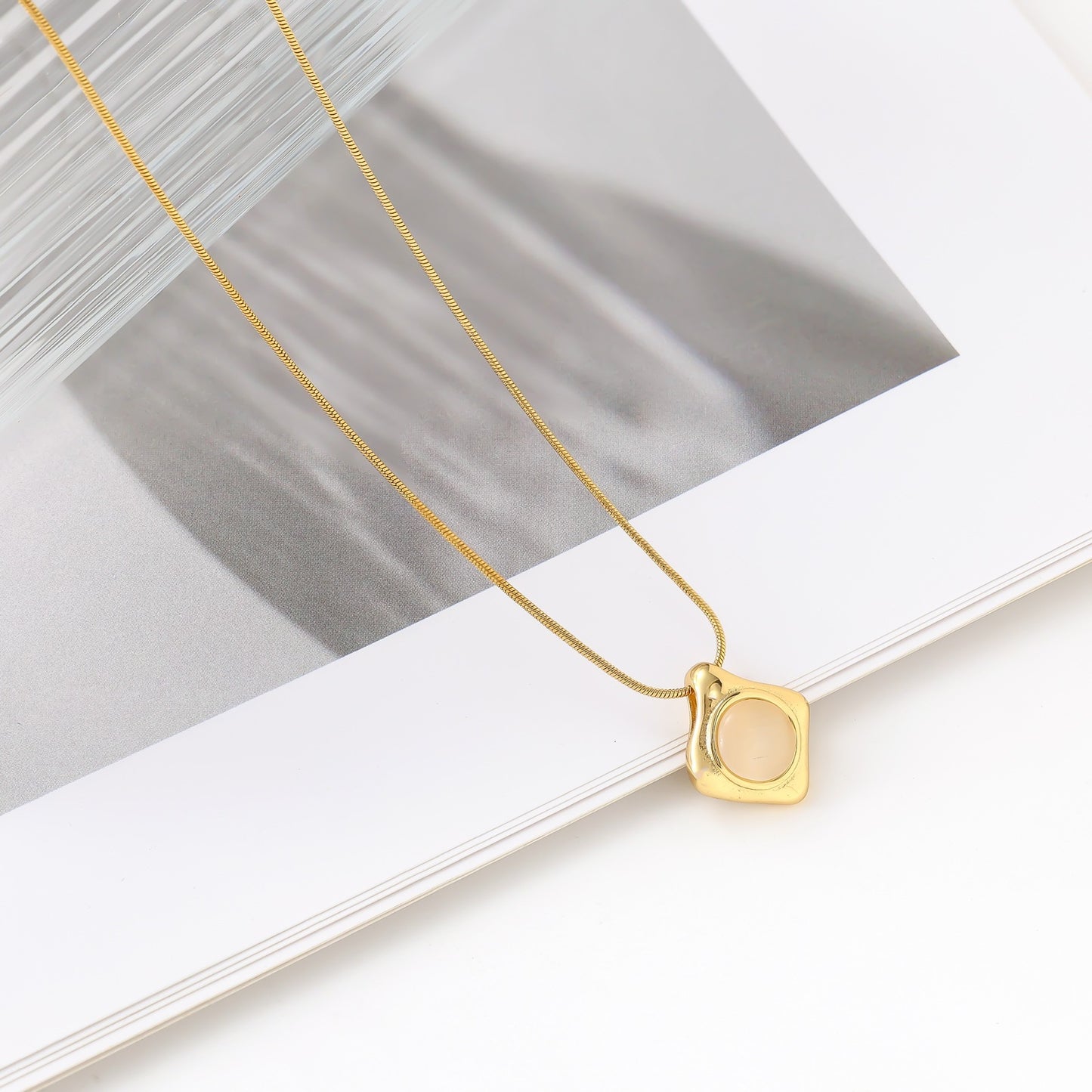 Retro Natural Stone Necklace
