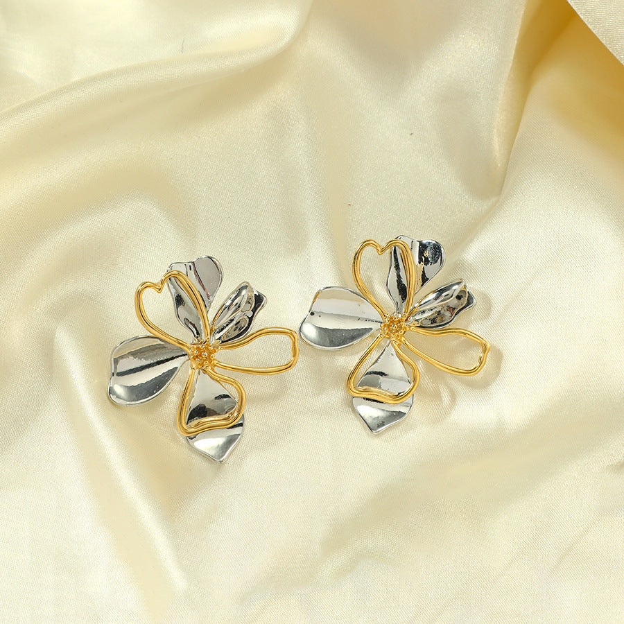 Vintage Gold Flower Earrings