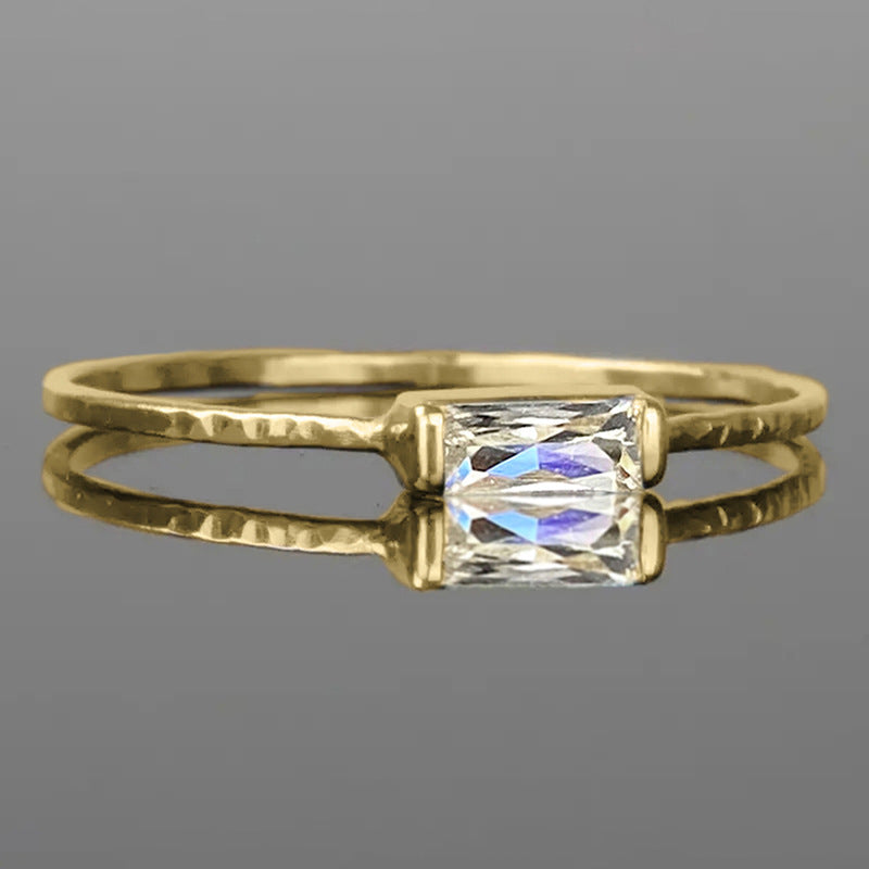 Elegant Fine Circle Ring