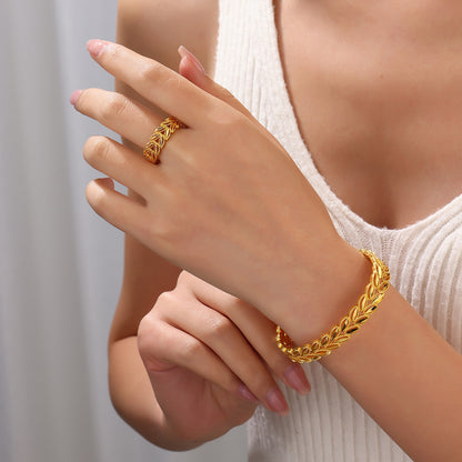 Elegant Gold Wheat Bracelet Set