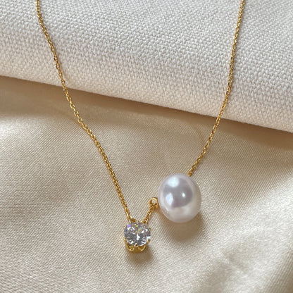 Elegant Gold-plated Rhinestone Necklace