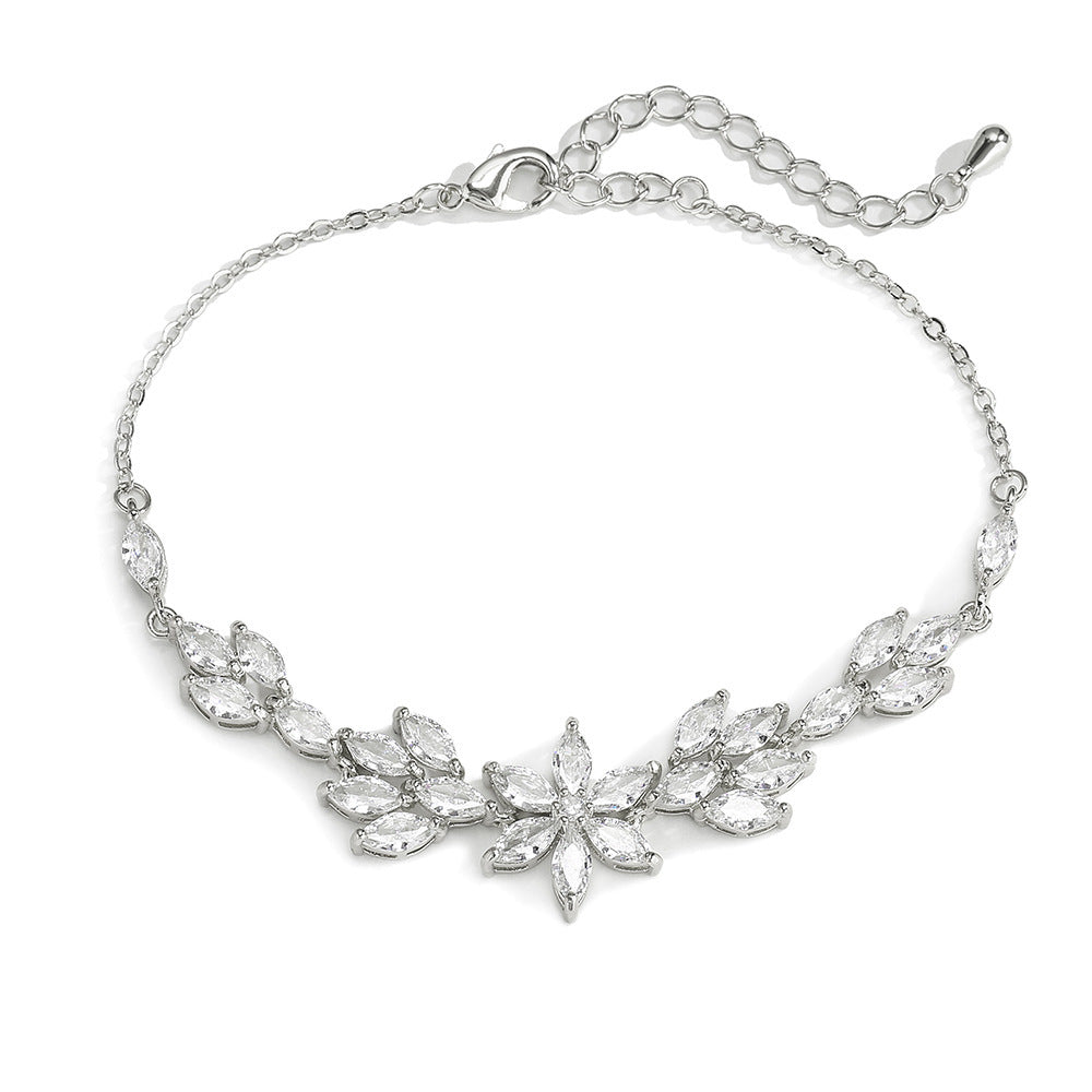 Elegant Floral Bracelet for Women