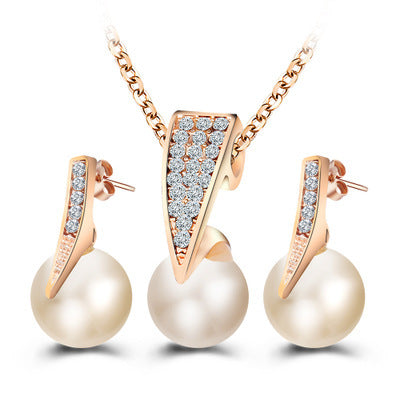 Elegant Faux Pearl Necklace Set