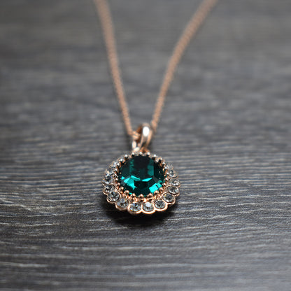 Elegant Oval Color Necklace