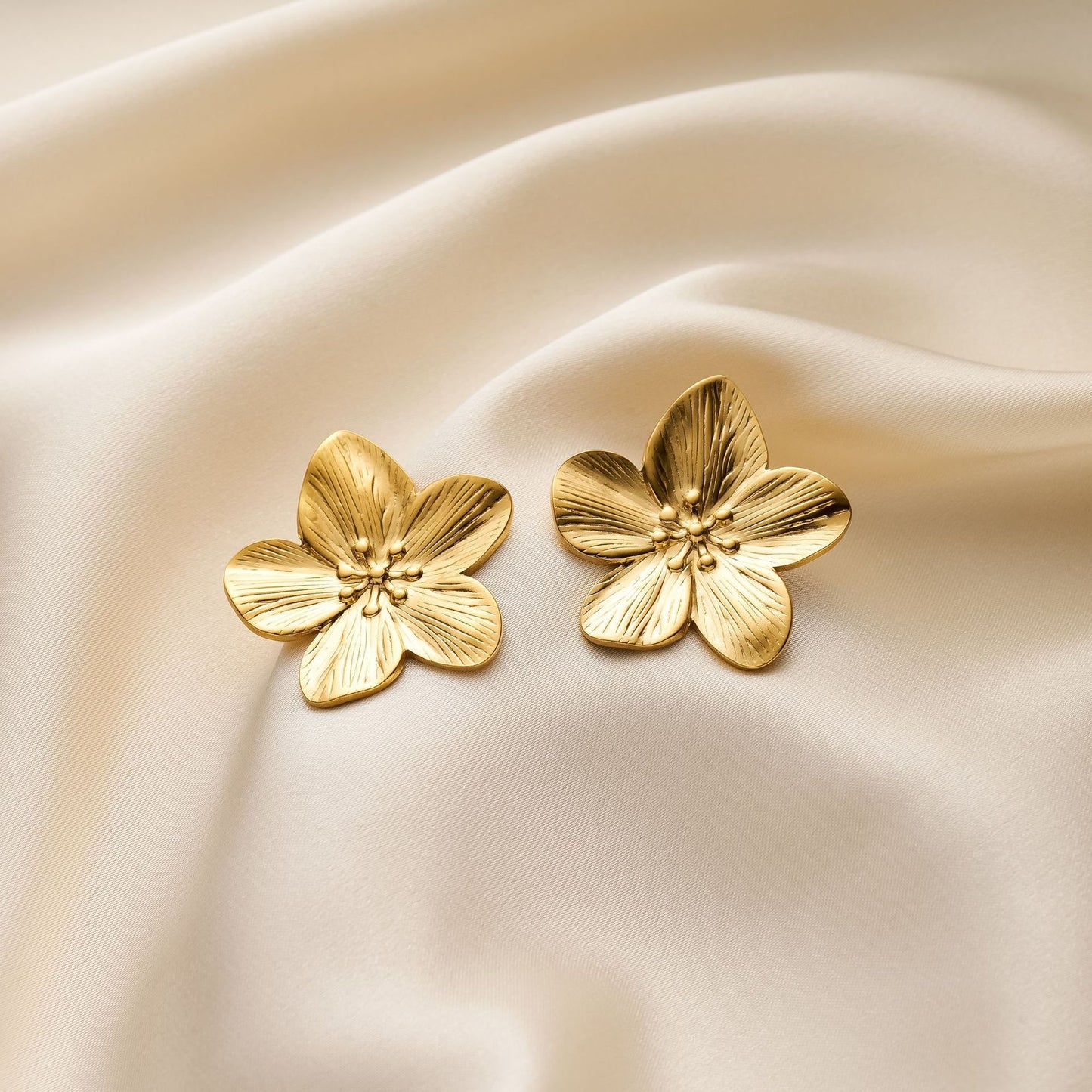 Non-Fading Titanium Flower Earrings