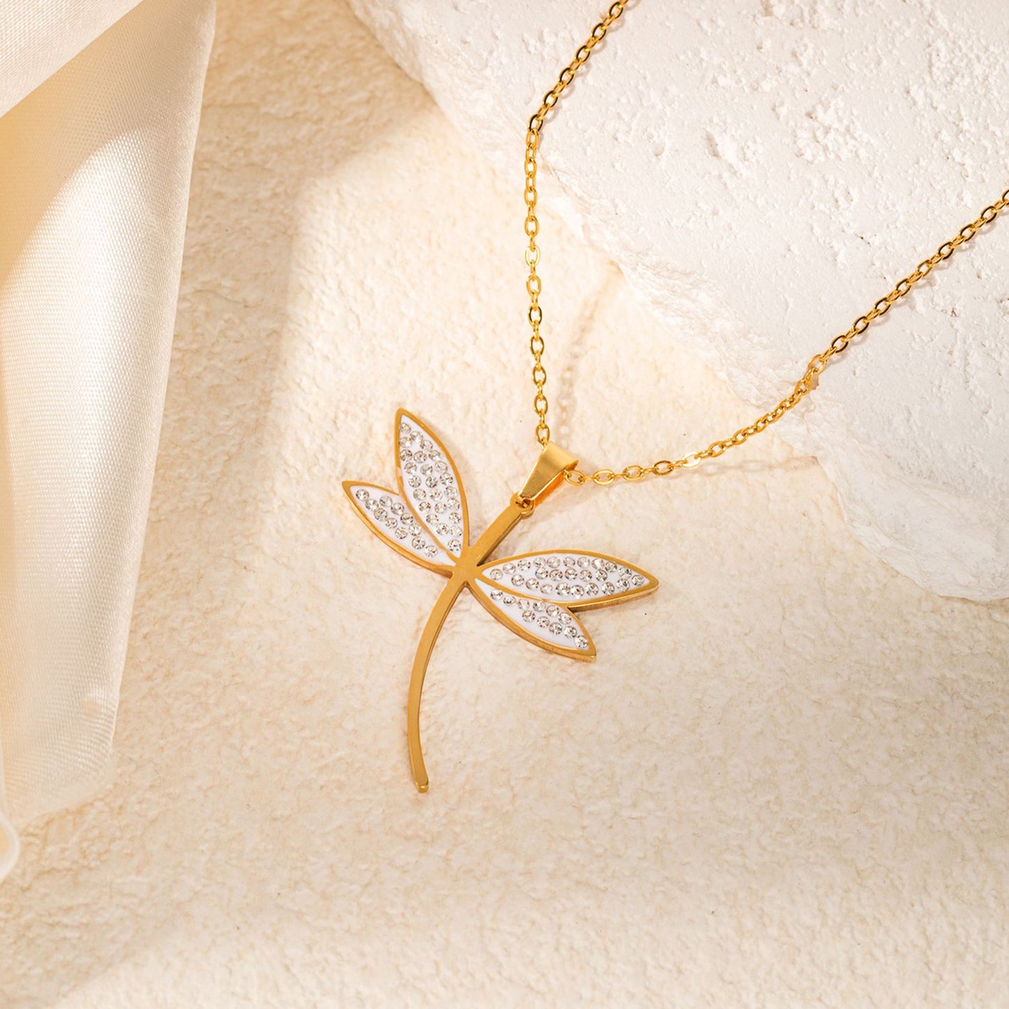Elegant Dragonfly Zircon Necklace