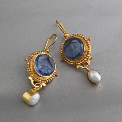 Elegant Snake Design Earrings