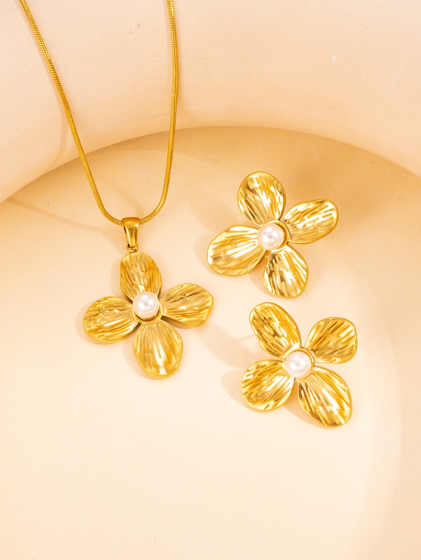 Retro Petals Jewelry Set