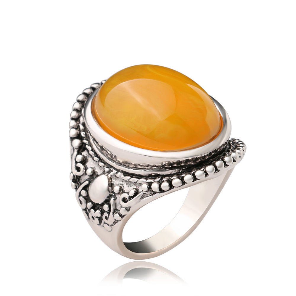 Antique Silver Eye-catching Ring