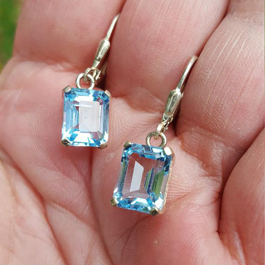 Elegant 14K Gold Blue Diamond Earrings