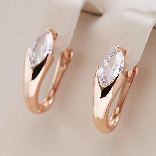 Minimalist Gold Water Drop Earrings