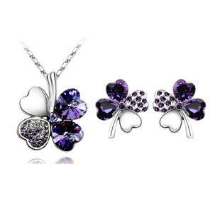Four Leaf Clover Crystal Set