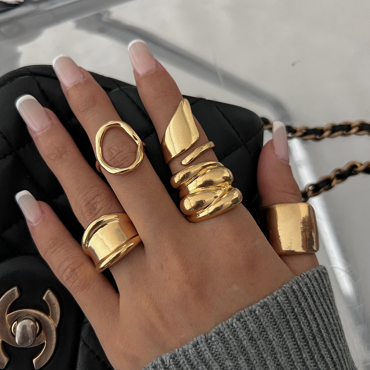 Irregular Geometric Open Ring