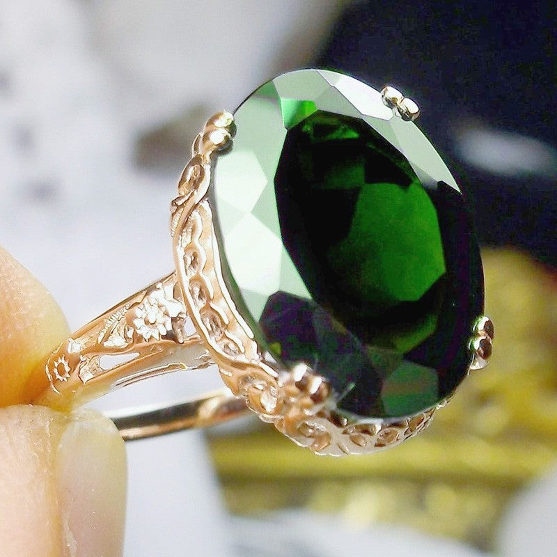 Court Retro Red Zircon Ring
