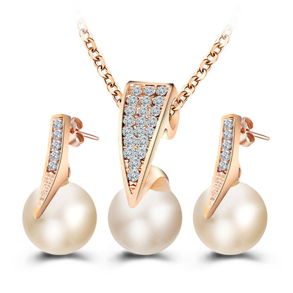 Elegant Faux Pearl Necklace Set