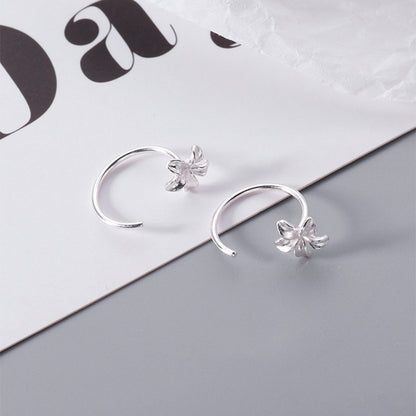 Elegant Flower Stud Earrings