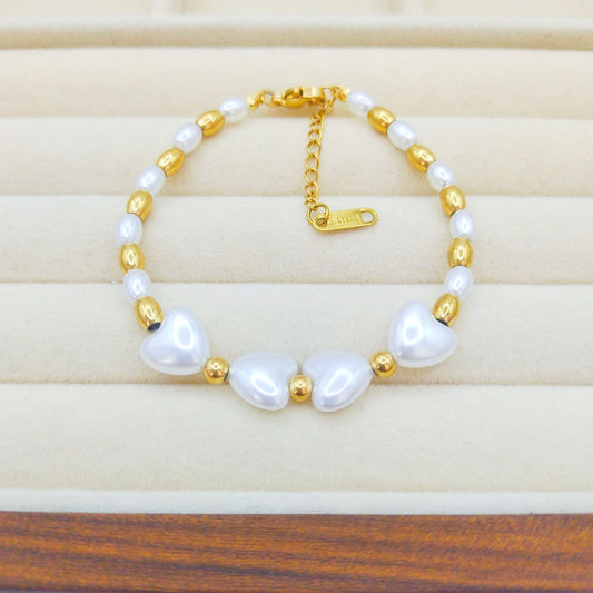 Elegant Heart Pearl Bracelet