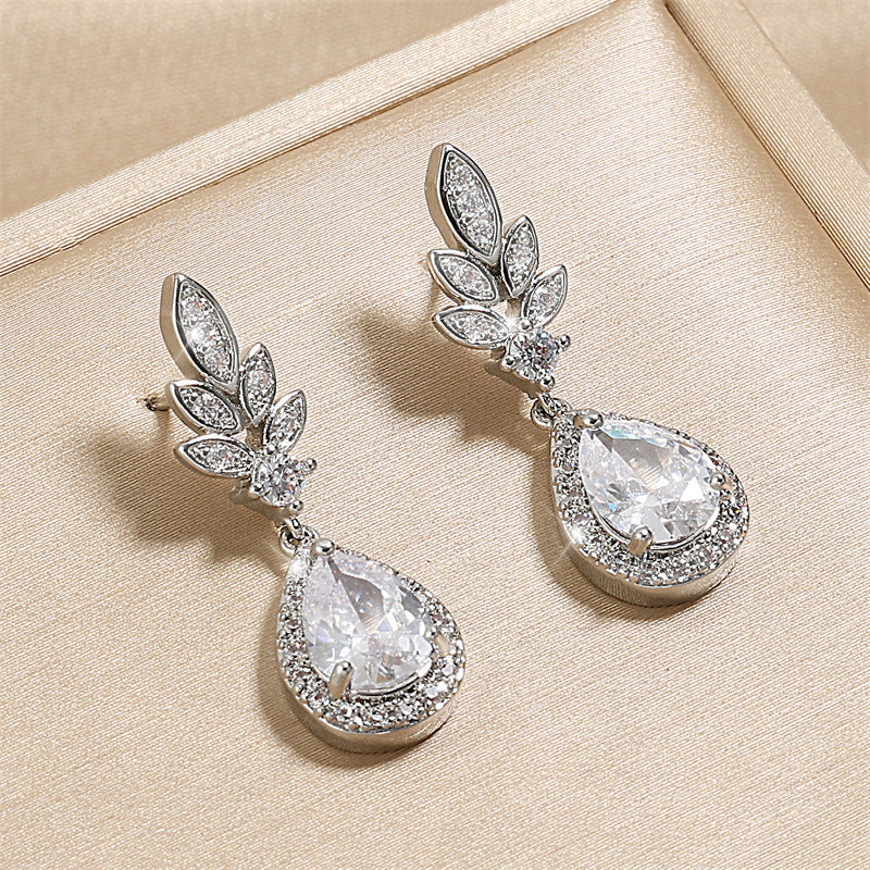 Elegant Water Drop Earrings