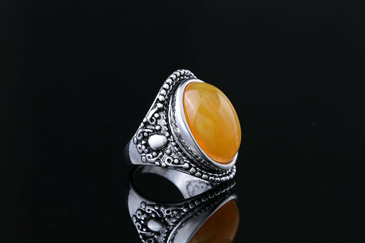 Antique Silver Eye-catching Ring