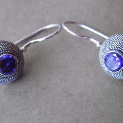 Elegant Retro Women's Earrings