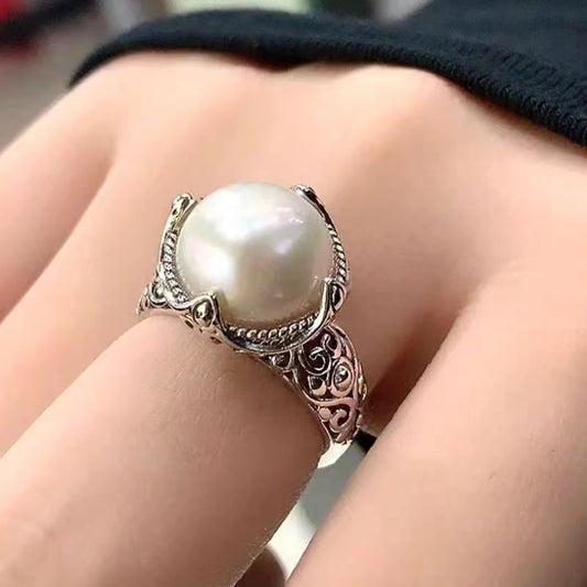 Niche Retro Hollow Pearl Ring